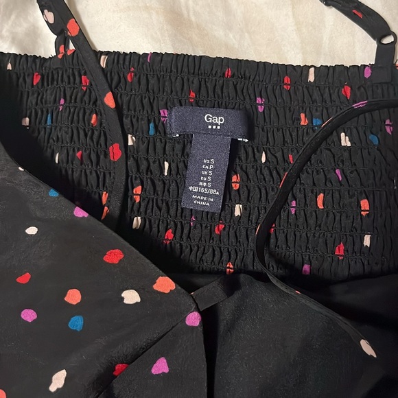 Adorable Gap Party Dress - Picture 2 of 3